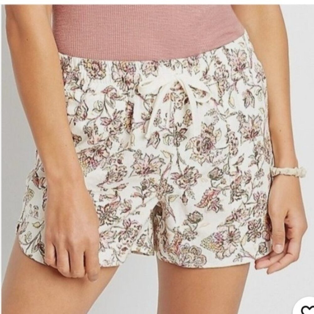 Maurices women linen floral shorts size XXL